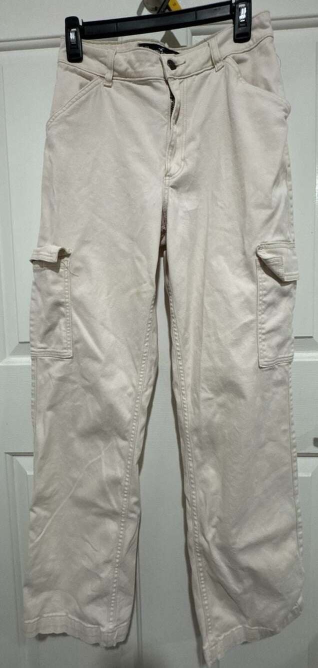 Hollister Ultra High-Rise Dad Cargo Pant Off White Cream Size 5L/4L W27L